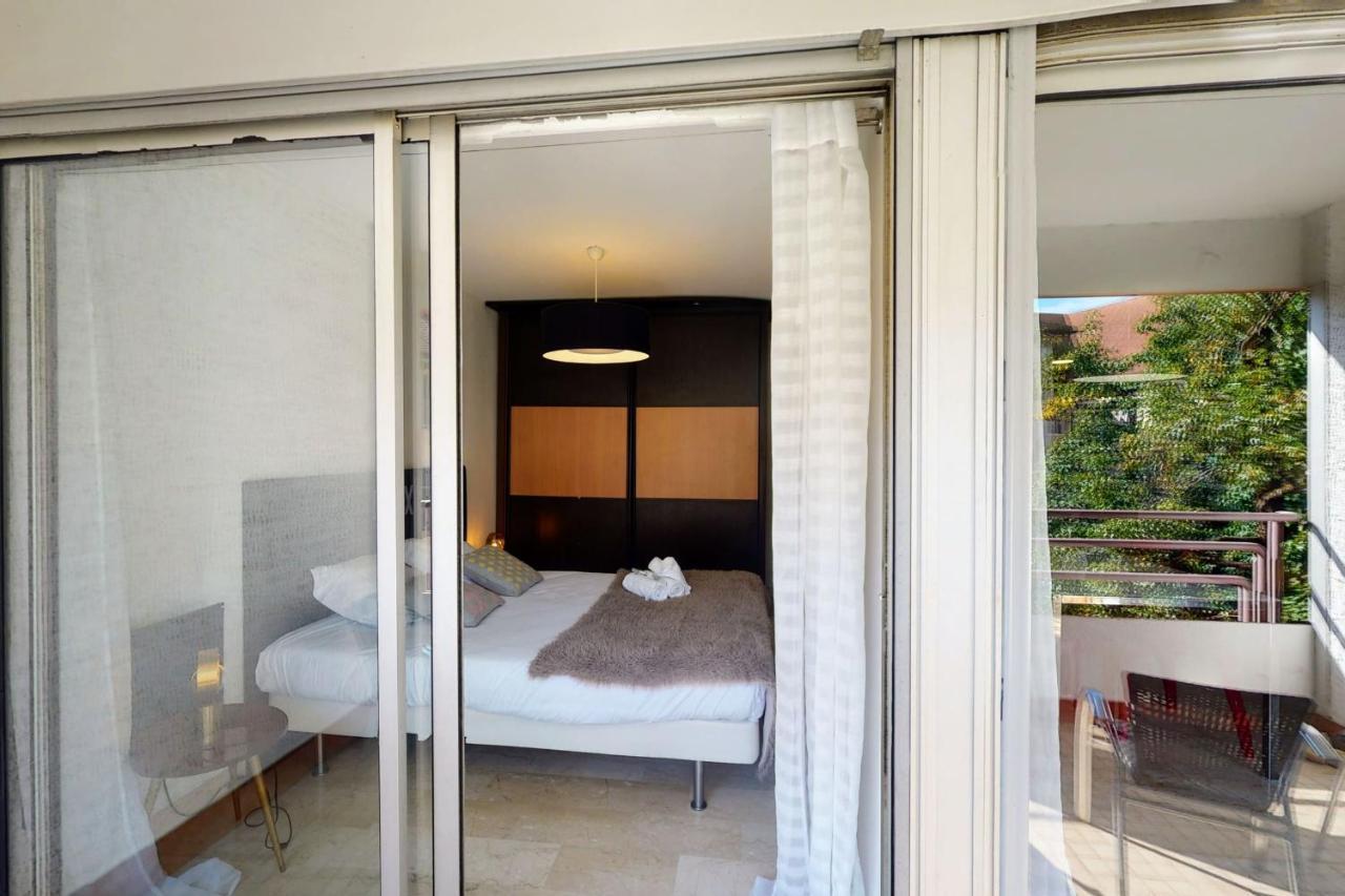 Le Jean-Jacques Rousseau - 2 Rooms By The Canal In The Heart Of 阿讷西 外观 照片